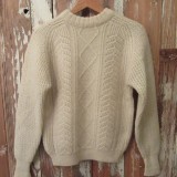 Ladies / Wool knit sweater