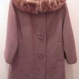 Ladies / Vintage / Far collar coat