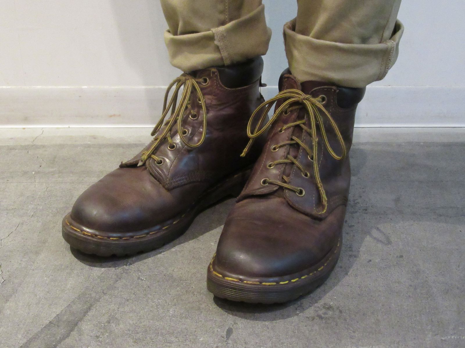 Dr.Martens】AIR CUSHION SOLES SHOES 6hole ： vintage & used ...